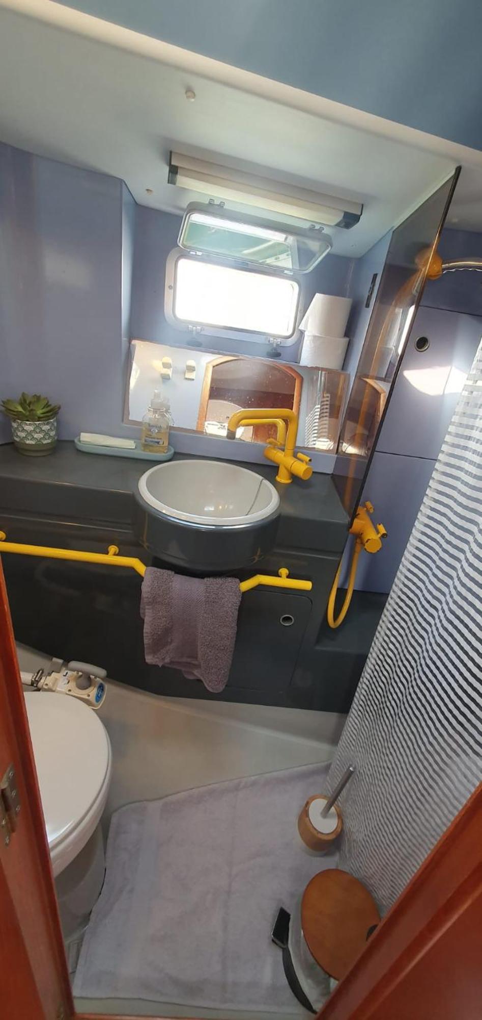 Coriandre 2 - Dormir Sur Un Grand Voilier 9 Personnes By Nuits Au Port La Rochelle  Zewnętrze zdjęcie